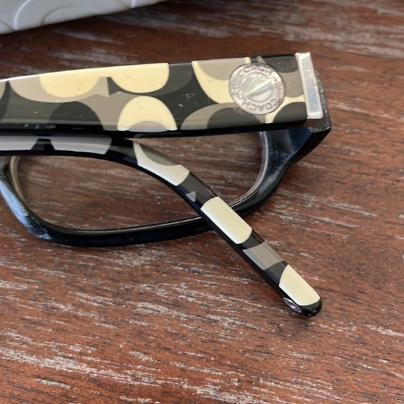 Coach Roberta black 843 eyeglasses with white hard logo sig c case - Picture 4 of 16